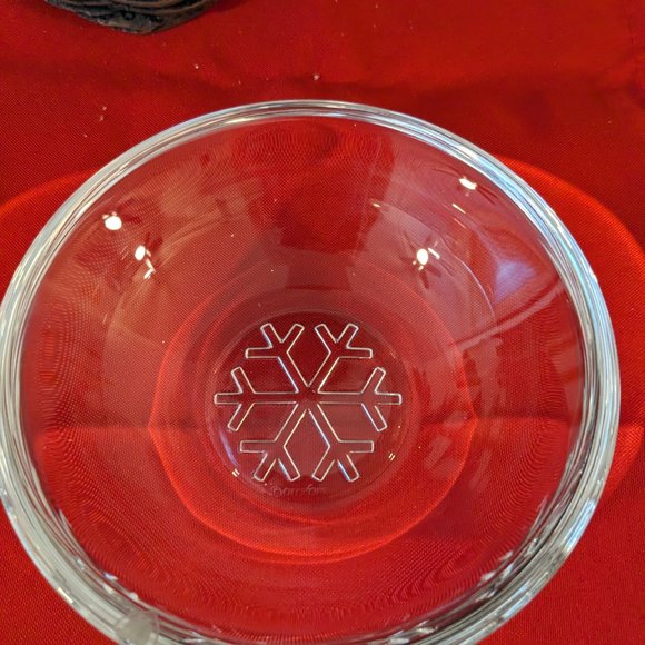 Orrefors Round Heavy Crystal Snowflake Bowl - Picture 9 of 13